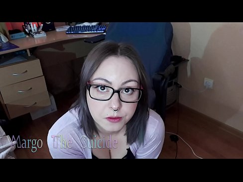 ❤️ Yarinya mai lalata da Gilashin Tsotsa Dildo Sosai akan Kyamara ❌ Batsa kawai